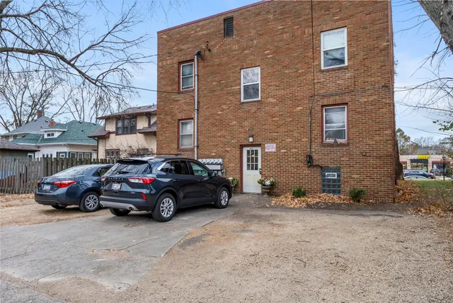 $146,000 | 4625 Nicollet Avenue, Unit 5, Minneapolis, MN 55419