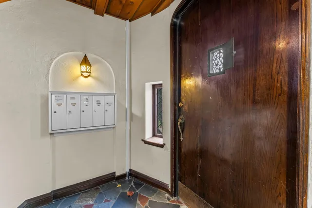 $146,000 | 4625 Nicollet Avenue, Unit 5, Minneapolis, MN 55419