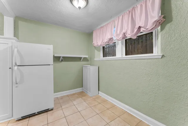 $146,000 | 4625 Nicollet Avenue, Unit 5, Minneapolis, MN 55419