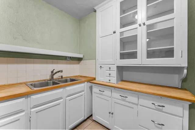 $146,000 | 4625 Nicollet Avenue, Unit 5, Minneapolis, MN 55419