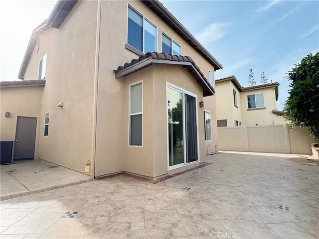$5,200 | 39 Eaglecreek, Irvine, CA 92618