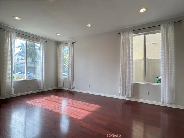 $5,400 | 39 Eaglecreek, Irvine, CA 92618