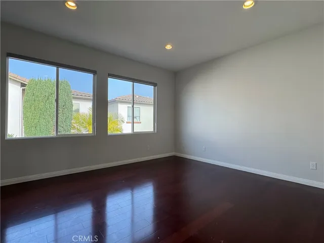 $5,400 | 39 Eaglecreek, Irvine, CA 92618