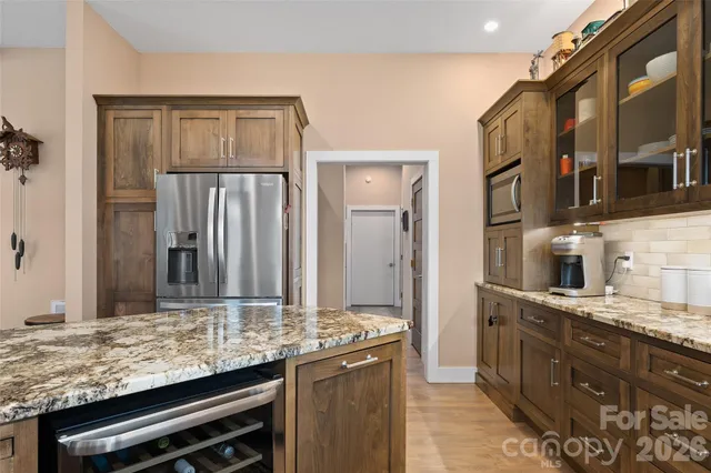 $1,180,000 | 164 Flowing Hills Drive, Clyde, NC 28721