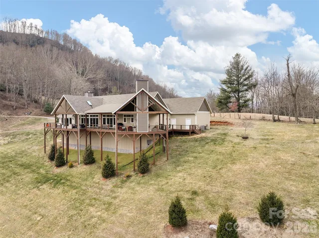$1,180,000 | 164 Flowing Hills Drive, Clyde, NC 28721