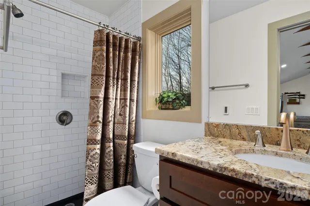 $1,180,000 | 164 Flowing Hills Drive, Clyde, NC 28721