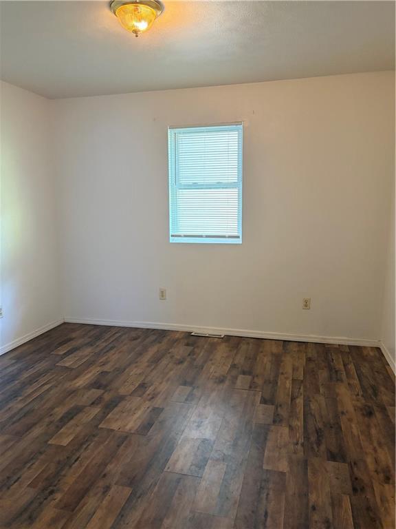 400 South Fourth Street Apollo, PA 15613 - Photo 13 of 17 Gallery Image 13