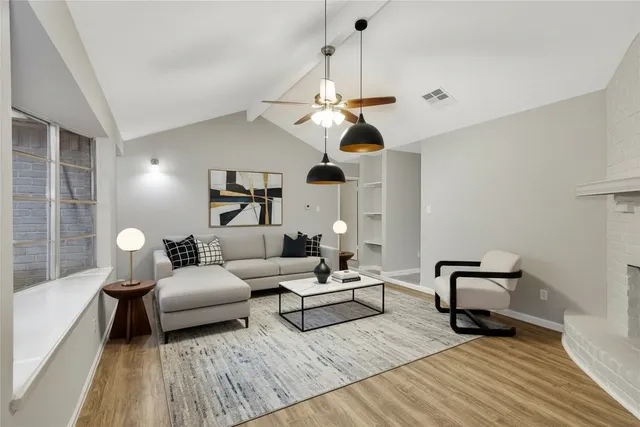 $2,100 | 13703 Cologne Drive, Houston, TX 77065