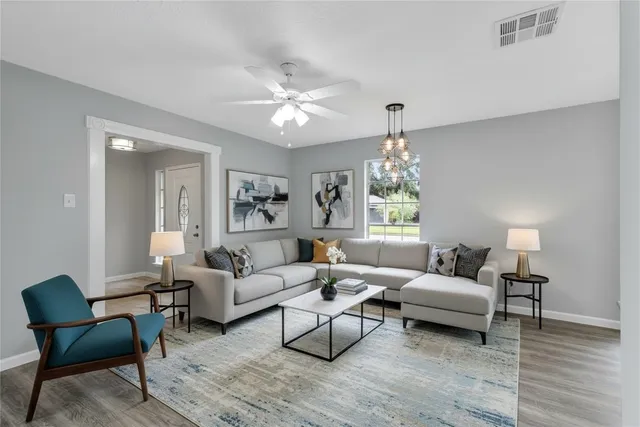 $2,100 | 13703 Cologne Drive, Houston, TX 77065