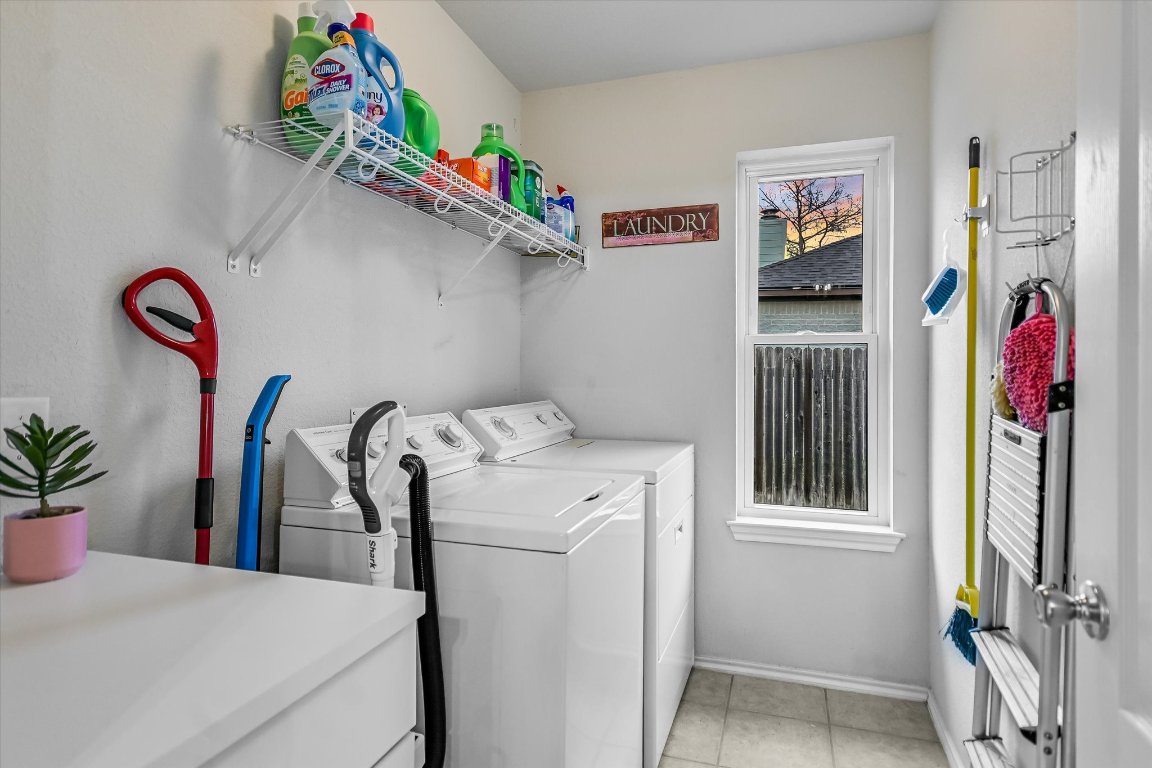 1312 Pigeon View Street Round Rock, TX 78665 - Photo 17 of 30 a utility room with dryer and washer