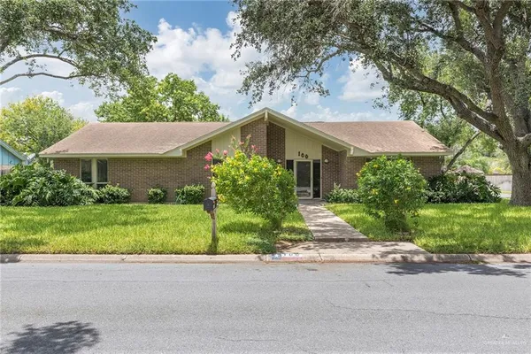 $320,000 | 100 West Iris Avenue, McAllen, TX 78501