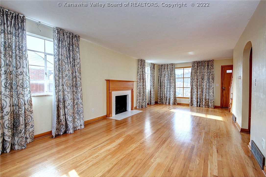 312 Viola Road Charleston, WV 25314 - Photo 9 of 49 Gallery Image 9