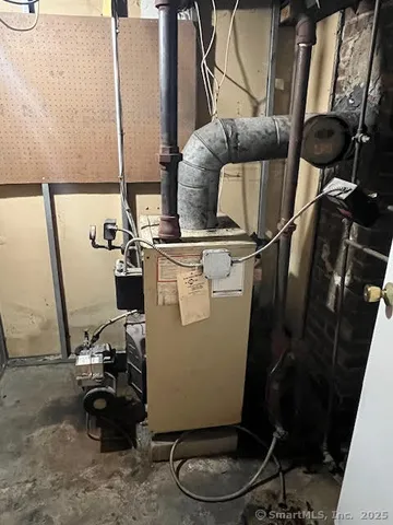 $340,000 | 217 Hillcrest Road, Bridgeport, CT 06606