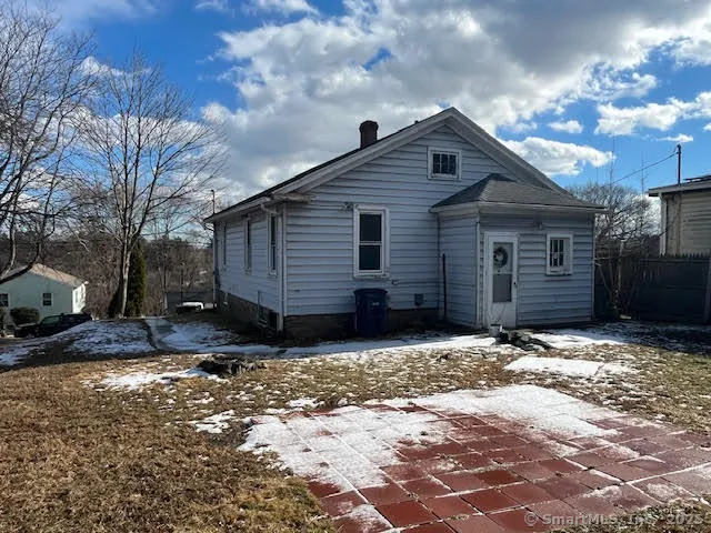 $340,000 | 217 Hillcrest Road, Bridgeport, CT 06606