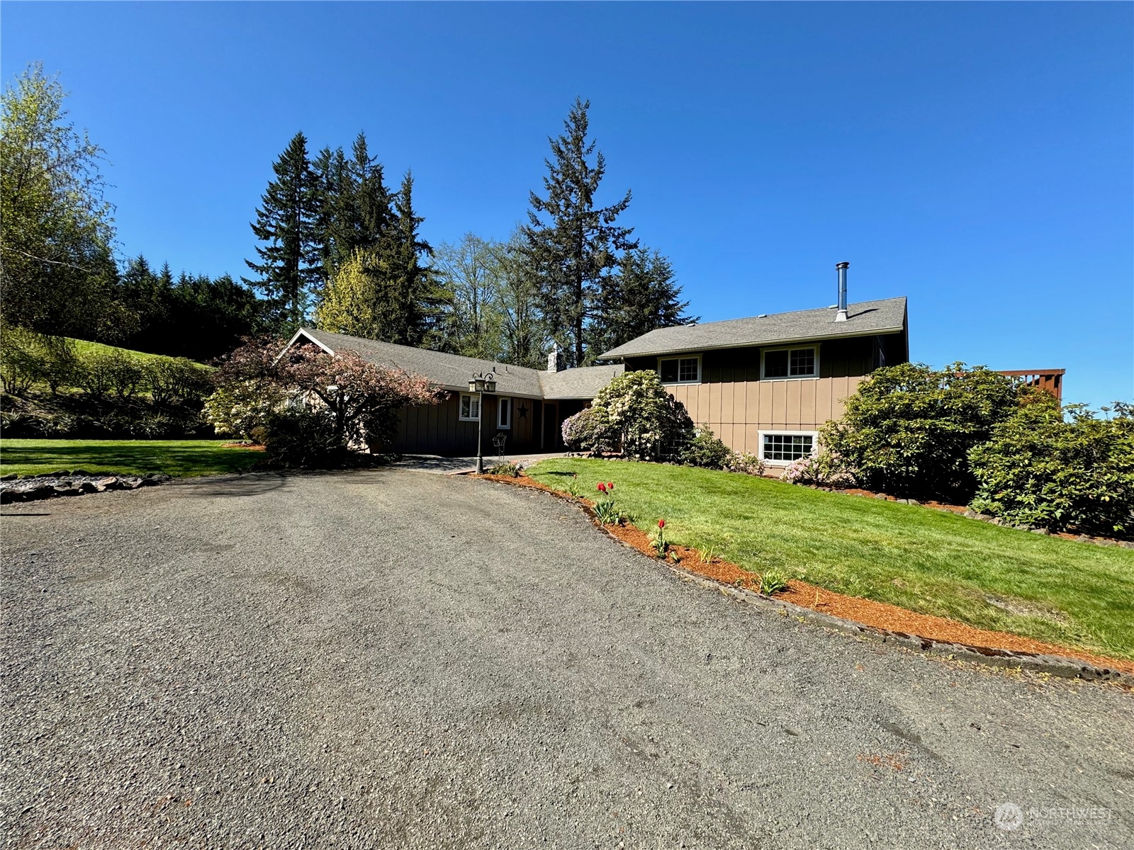 1011 Carroll Road Kelso, WA 98626 - Photo 1 of 25 Gallery Image 1