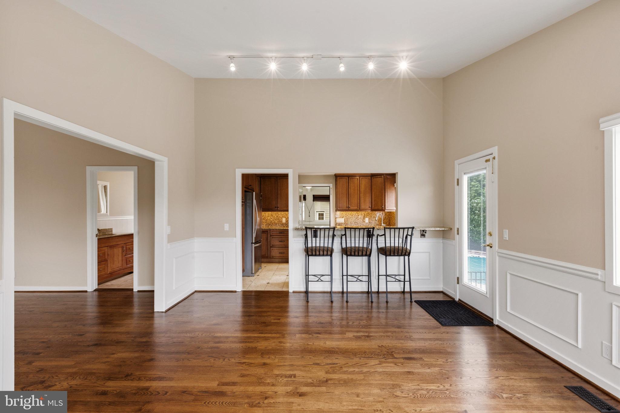 218 Lees Lane Edgewater, MD 21037 - Photo 12 of 41 Spacious open-concept living area.