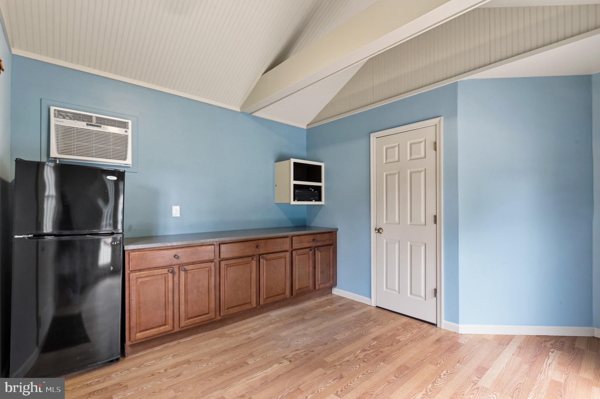 218 Lees Lane Edgewater, MD 21037 - Photo 34 of 41 Bright and airy kitchen space.