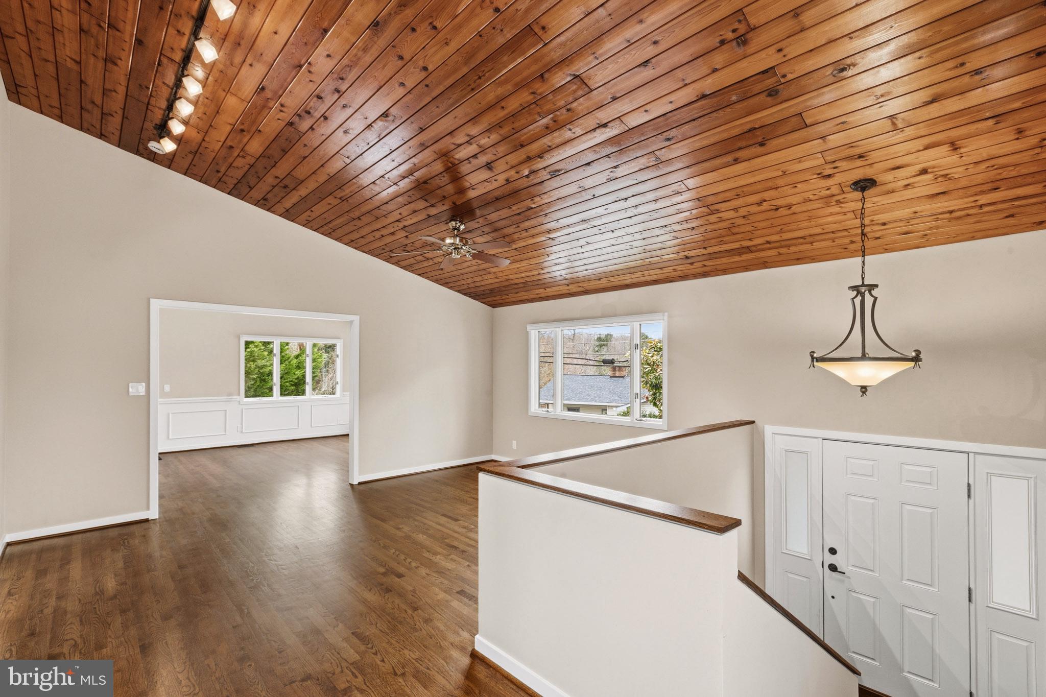218 Lees Lane Edgewater, MD 21037 - Photo 7 of 41 Spacious entry with warm wood accents.