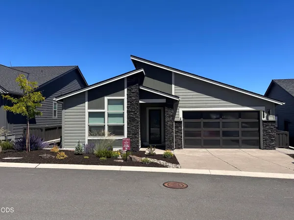$1,180,000 | 3038 Northwest City View Drive, Bend, OR 97703