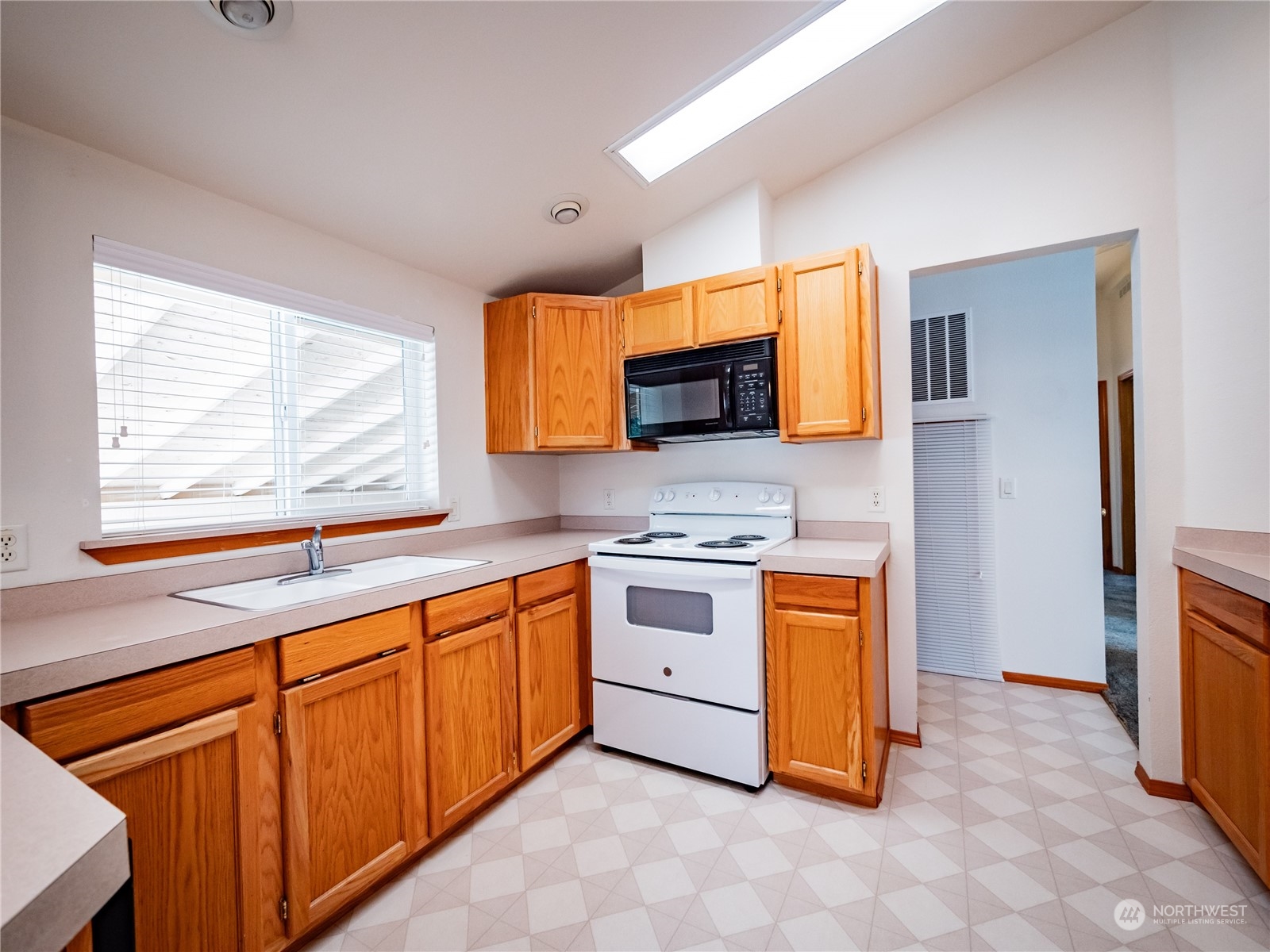 1101 South Scheuber Road, Unit 38 Centralia, WA 98531 - Photo 10 of 26 Gallery Image 10