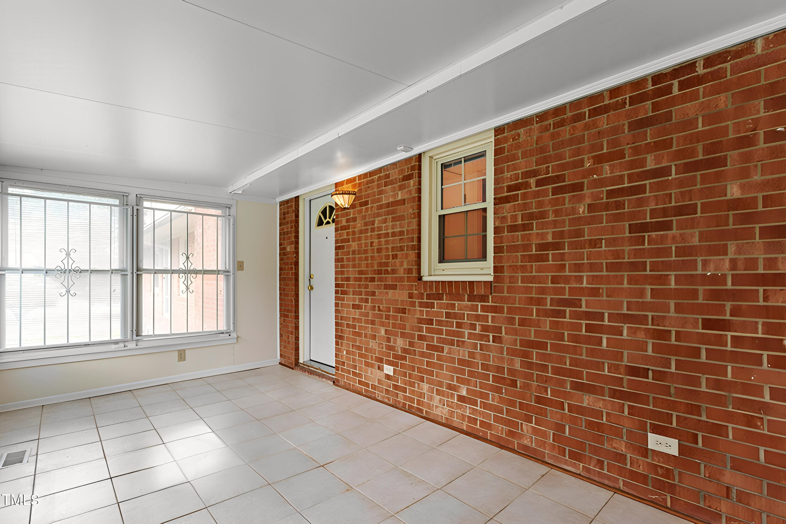 6319 Amhurst Road Durham, NC 27713 - Photo 22 of 41 6319 Amhurst Rd