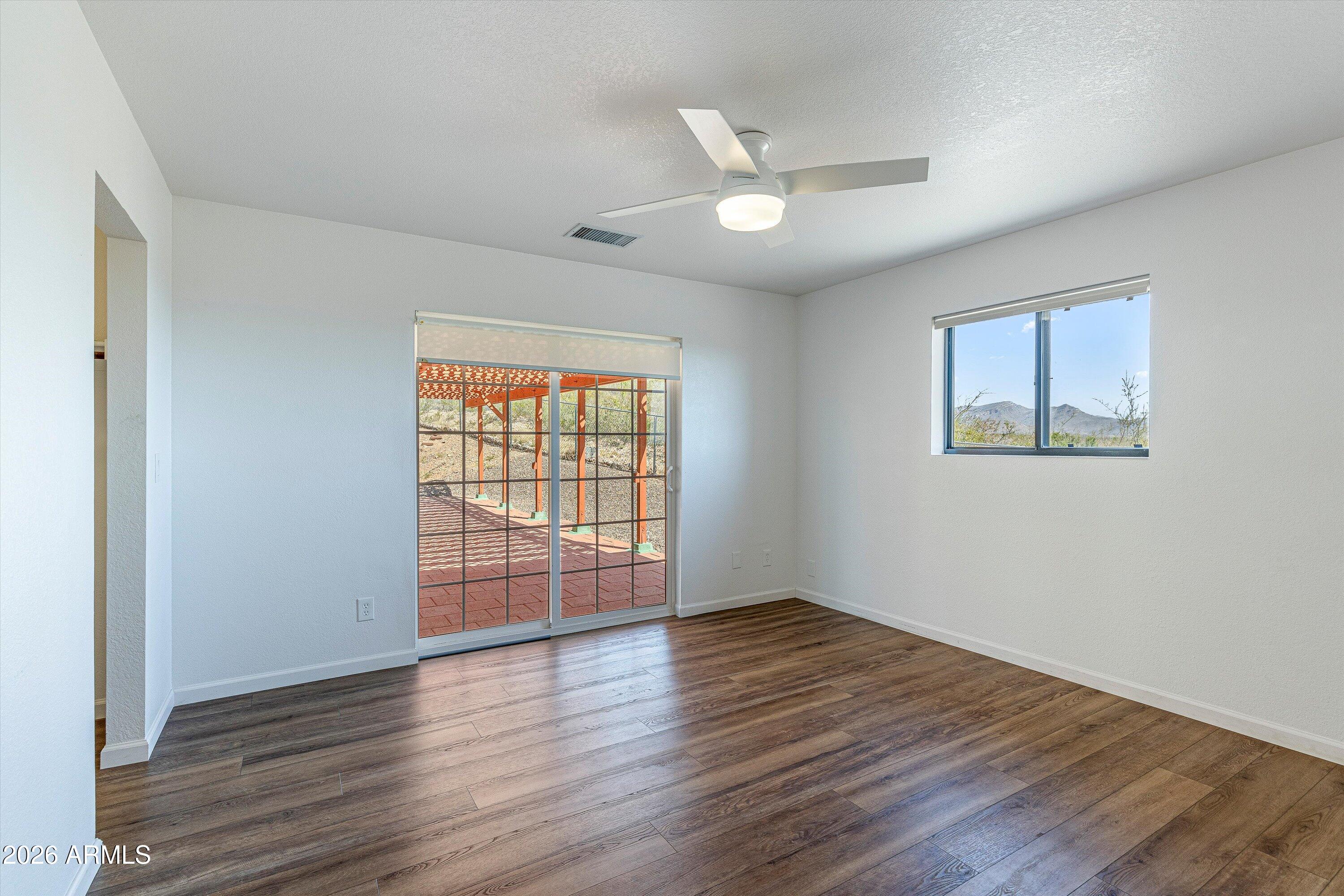 2251 North Spanish Trail Huachuca City, AZ 85616 - Photo 24 of 44 25-Primary Bedroom