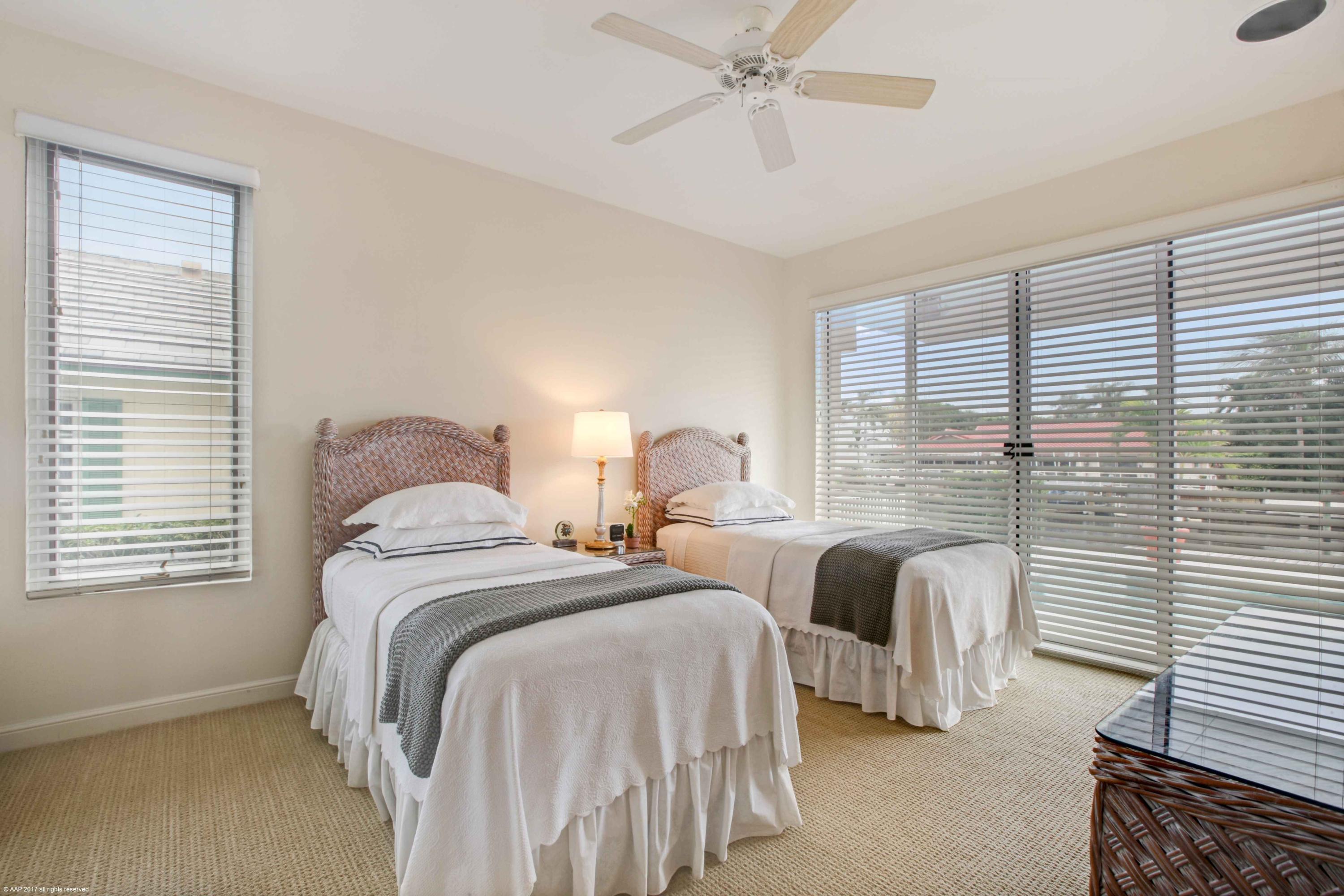 866 Northeast 79th Street Boca Raton, FL 33487 - Photo 32 of 64 038