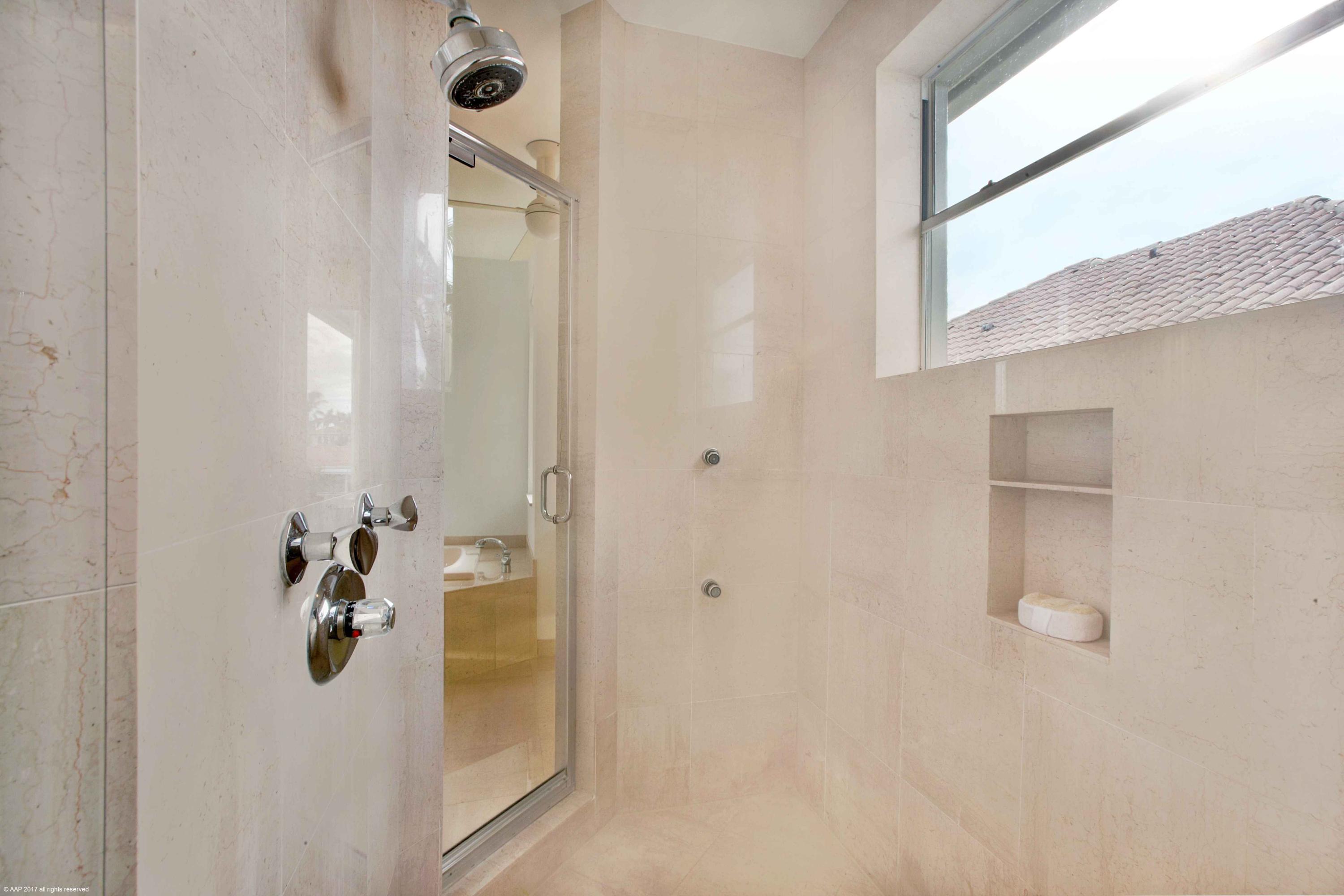 866 Northeast 79th Street Boca Raton, FL 33487 - Photo 45 of 64 050