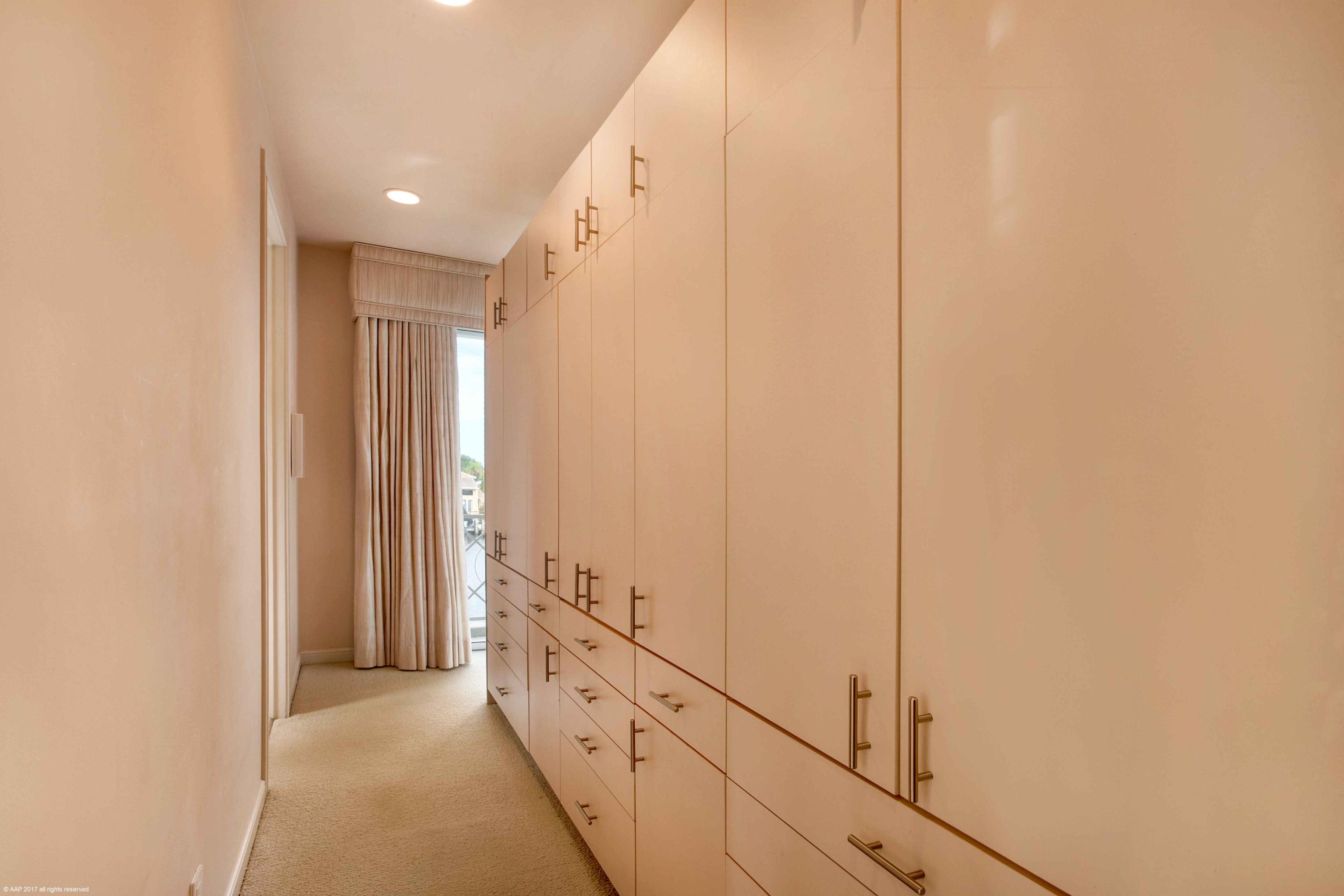 866 Northeast 79th Street Boca Raton, FL 33487 - Photo 46 of 64 051