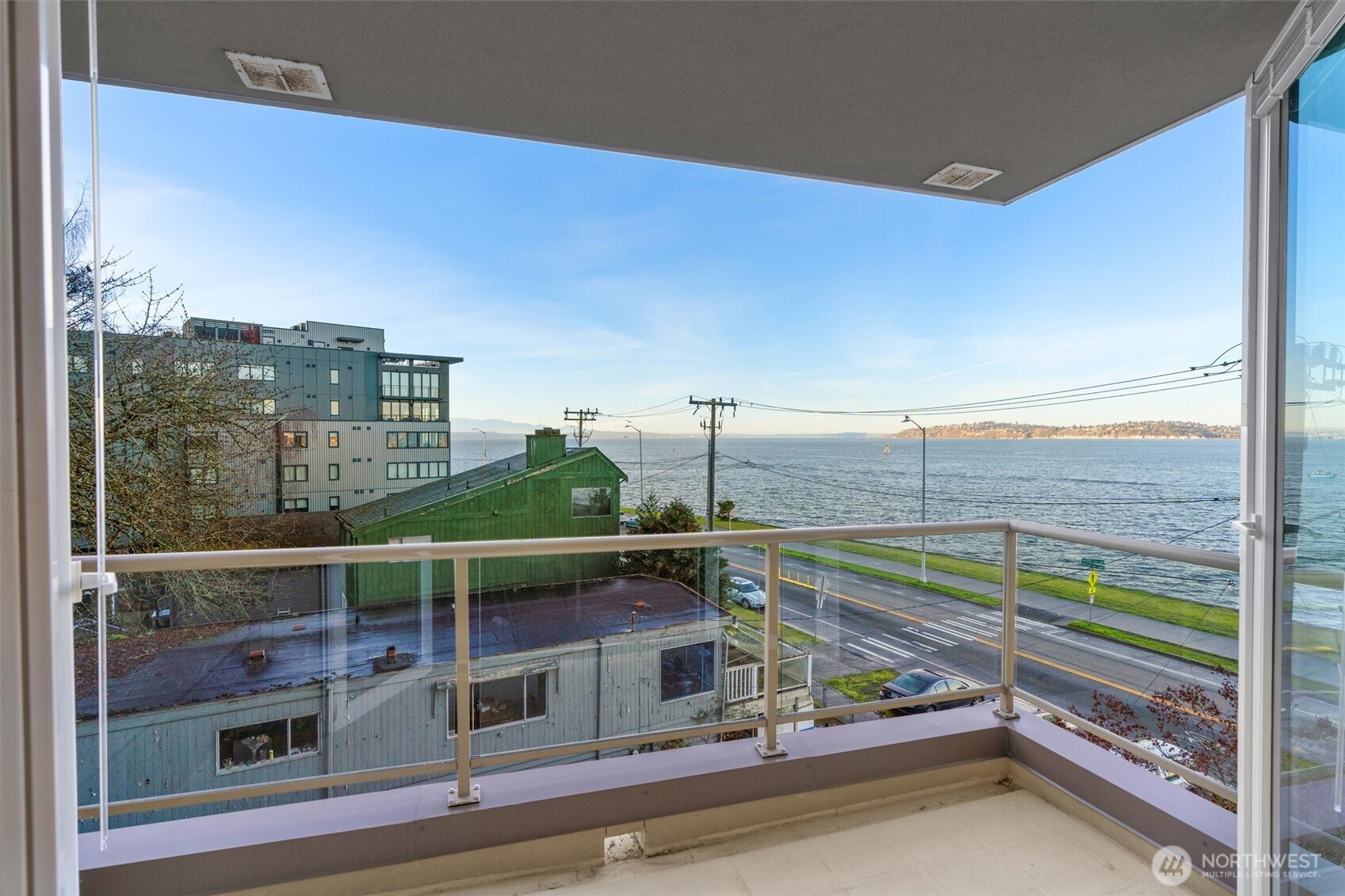 1005 Harbor Avenue Southwest, Unit 400 Seattle, WA 98116 - Photo 20 of 39 a view of a balcony with city view