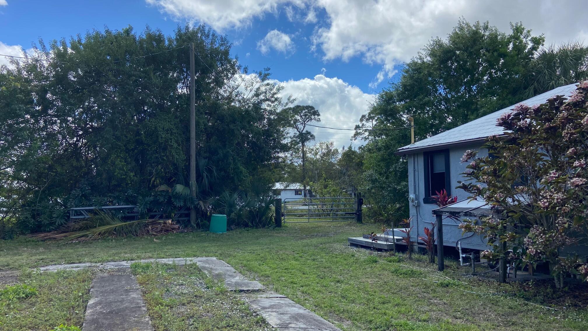 9570 Orange Avenue Fort Pierce, FL 34945 - Photo 11 of 33 IMG_0161