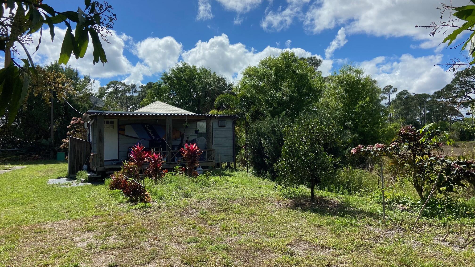 9570 Orange Avenue Fort Pierce, FL 34945 - Photo 3 of 33 IMG_0159