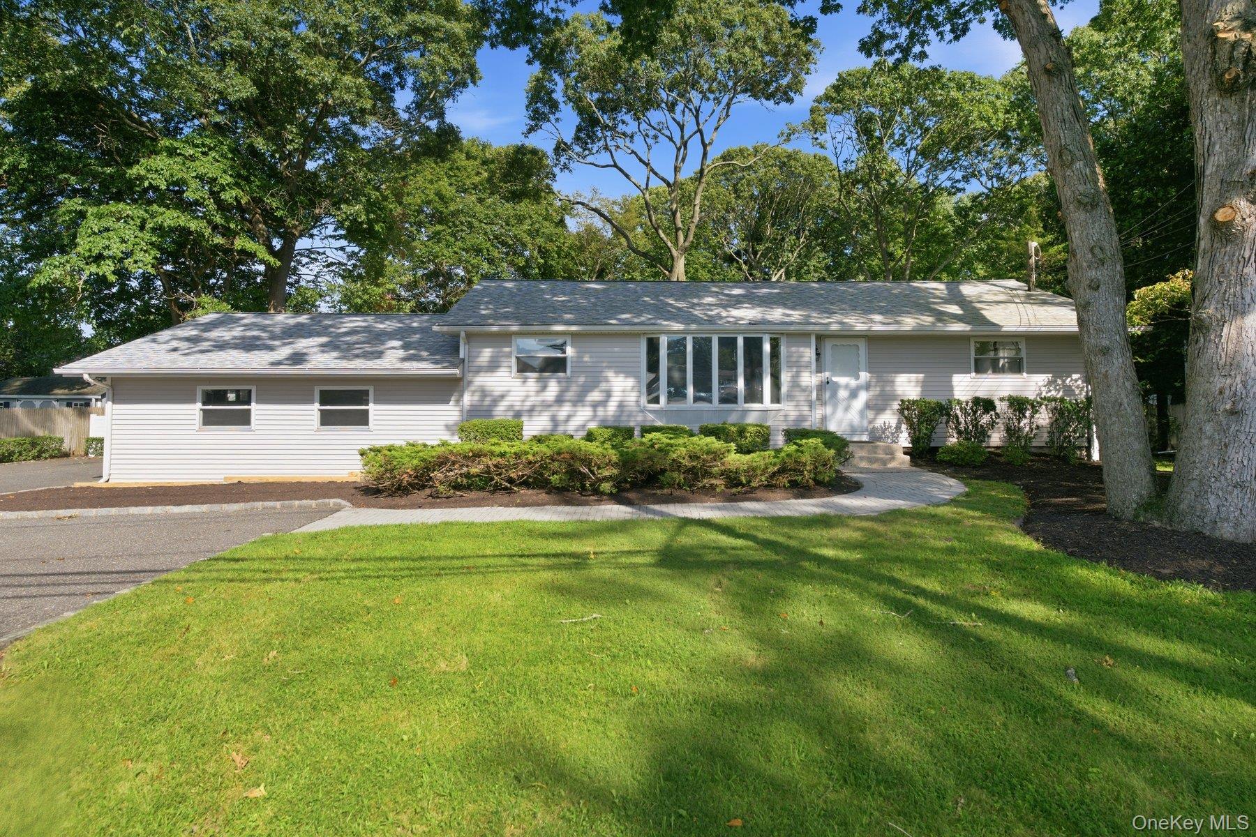 65 Holbrook Road Centereach, NY 11720 - Photo 2 of 28 Gallery Image 2