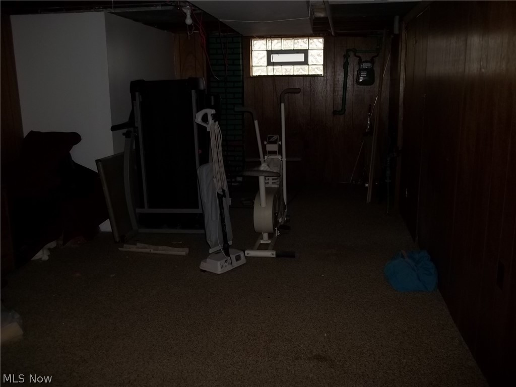 4614 Broadale Road Cleveland, OH 44109 - Photo 23 of 35 Gallery Image 23