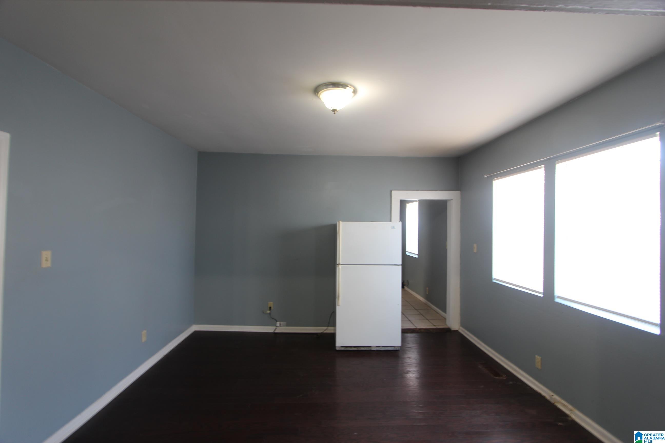 511 42nd Street Fairfield, AL 35064 - Photo 4 of 15