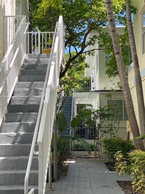 719 Meridian Avenue, Unit 7 Miami Beach, FL 33139 - Photo 9 of 9