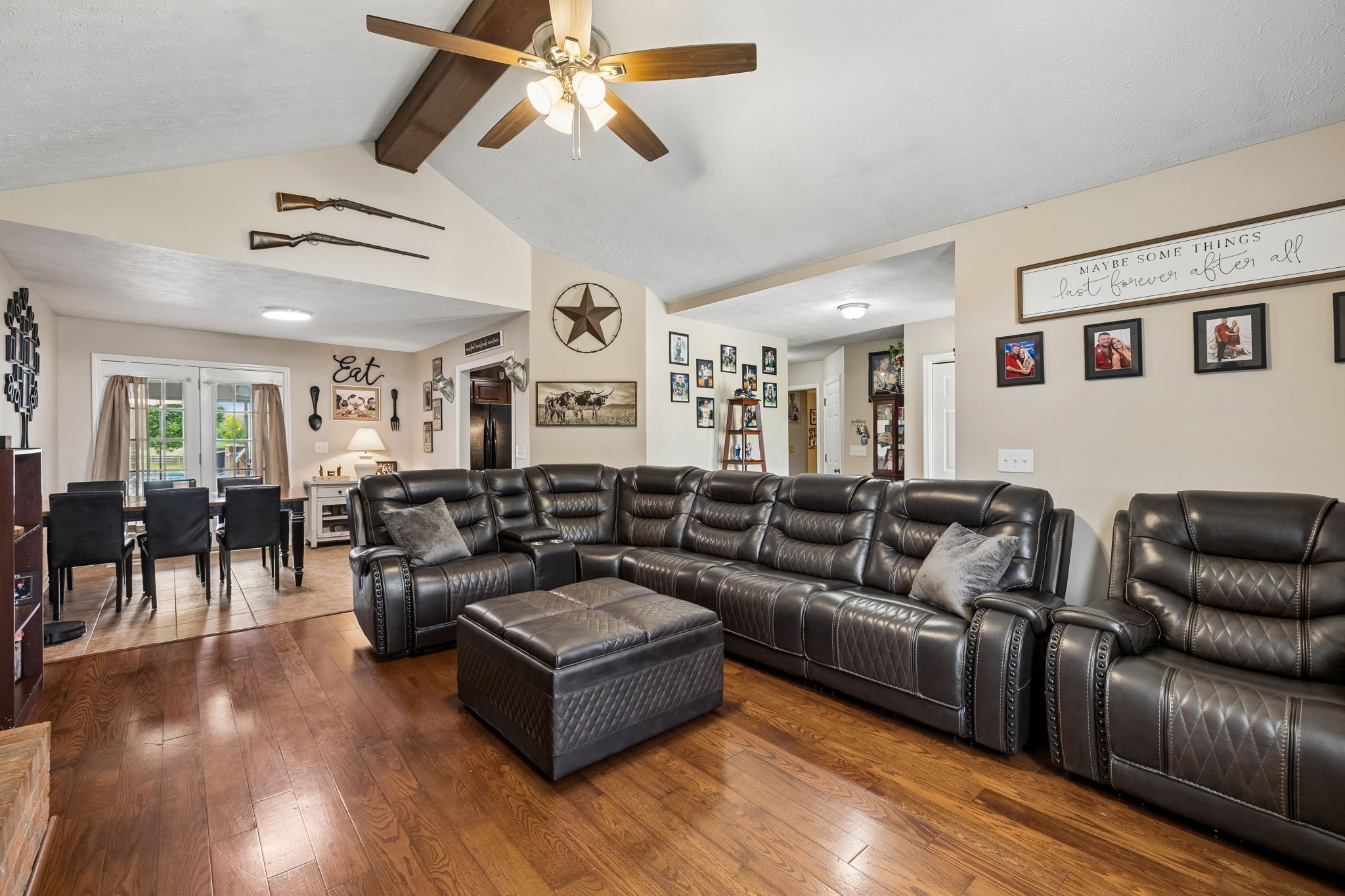 2075 Nikki Drive Springfield, TN 37172 - Photo 11 of 58 a living room with furniture and wooden floor
