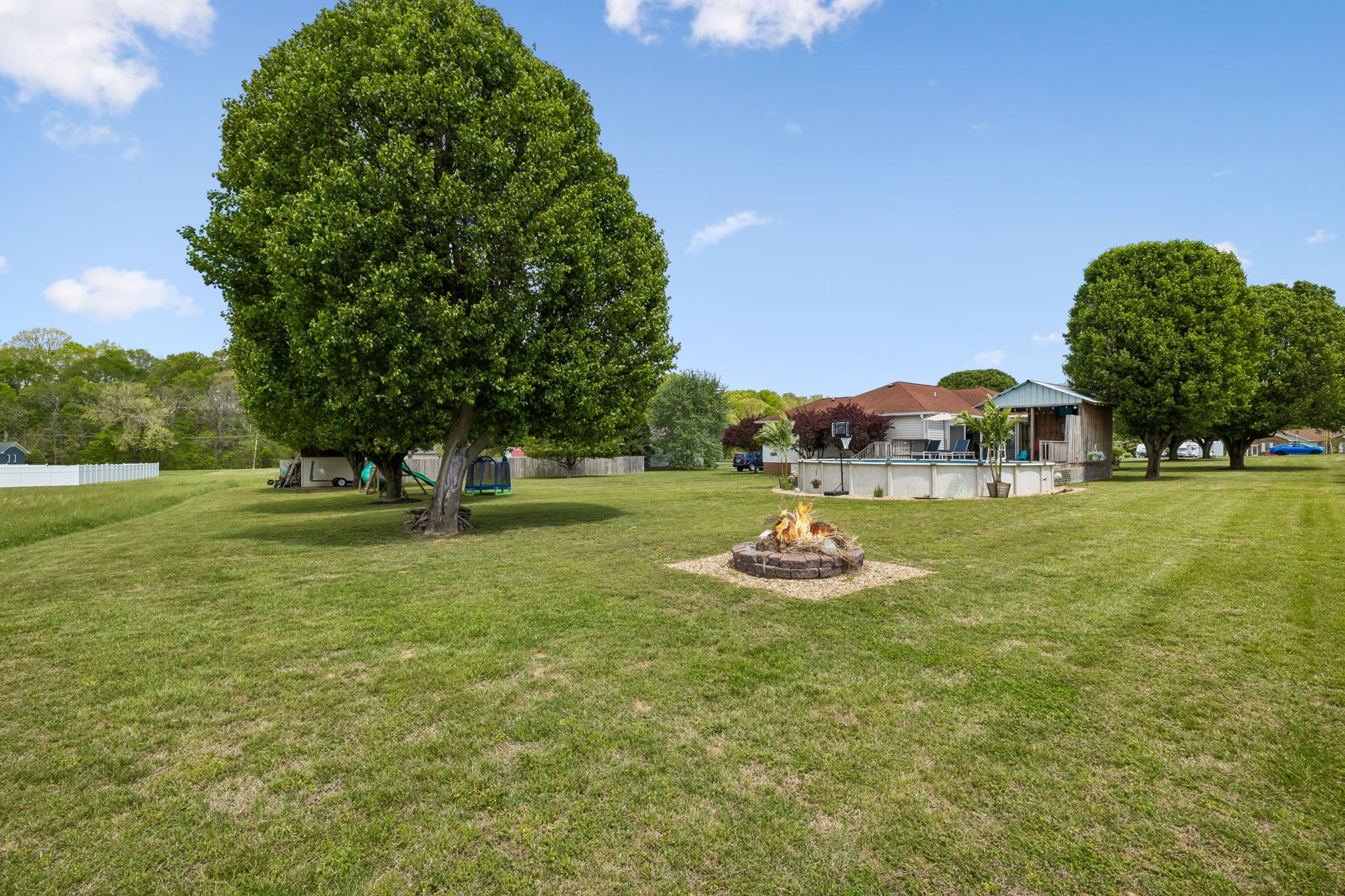 2075 Nikki Drive Springfield, TN 37172 - Photo 42 of 58 a view of a park with large trees