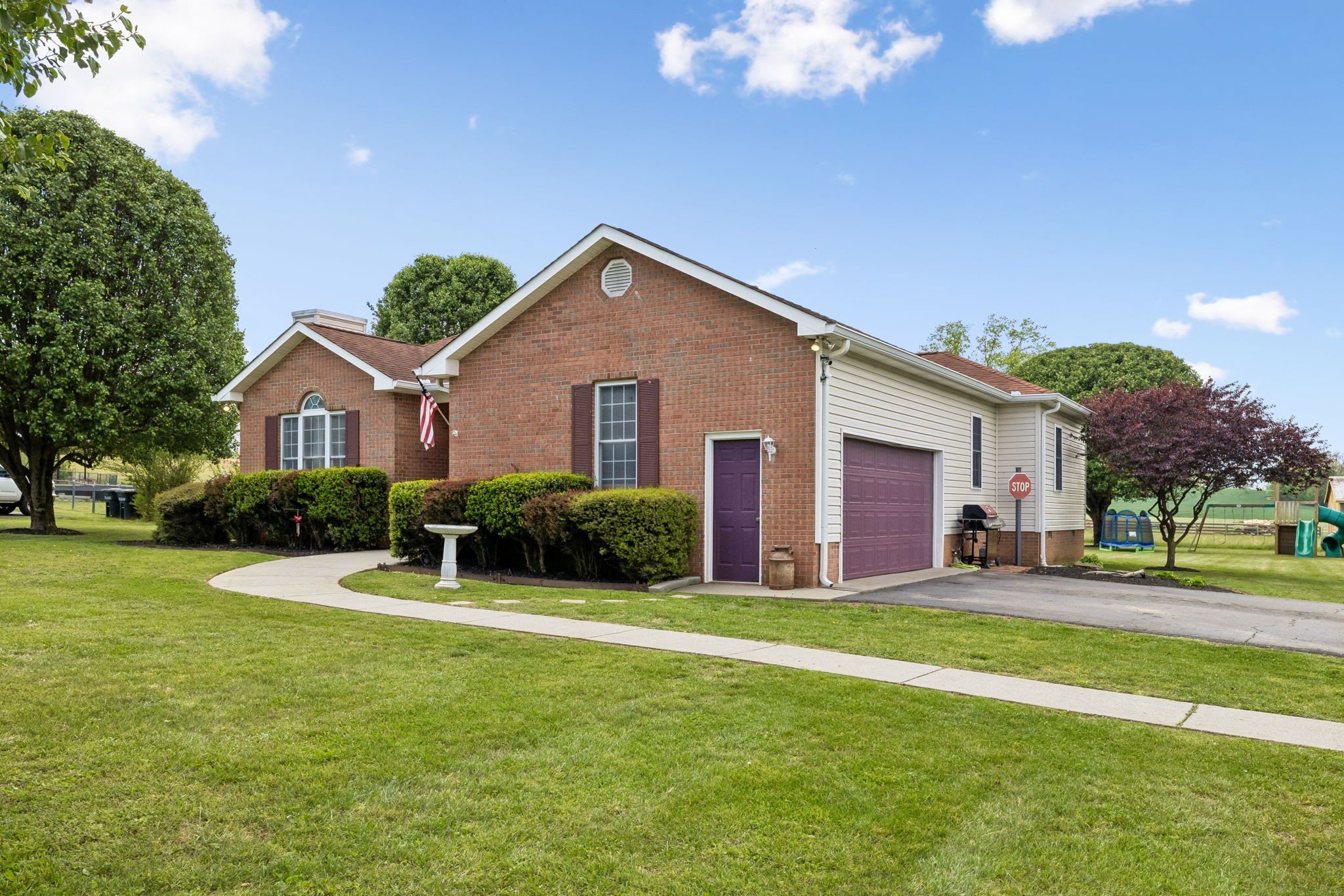2075 Nikki Drive Springfield, TN 37172 - Photo 7 of 58