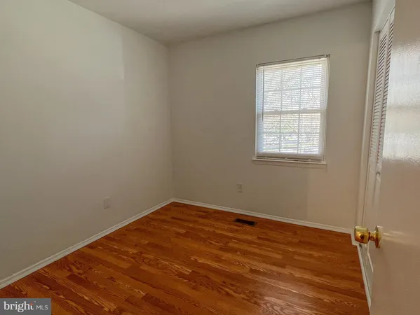 $2,300 | 19920 Waterloo Court, Germantown, MD 20874