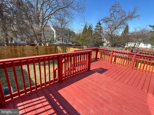 $2,300 | 19920 Waterloo Court, Germantown, MD 20874