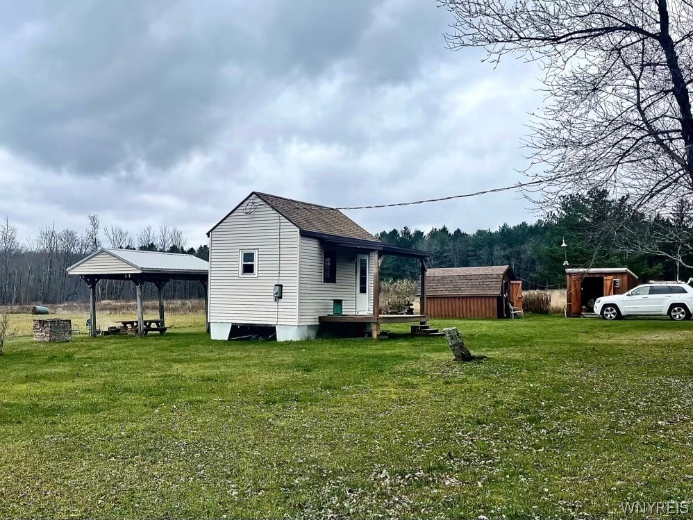 8949 Weaver Road Centerville, NY 14744 - Photo 4 of 31