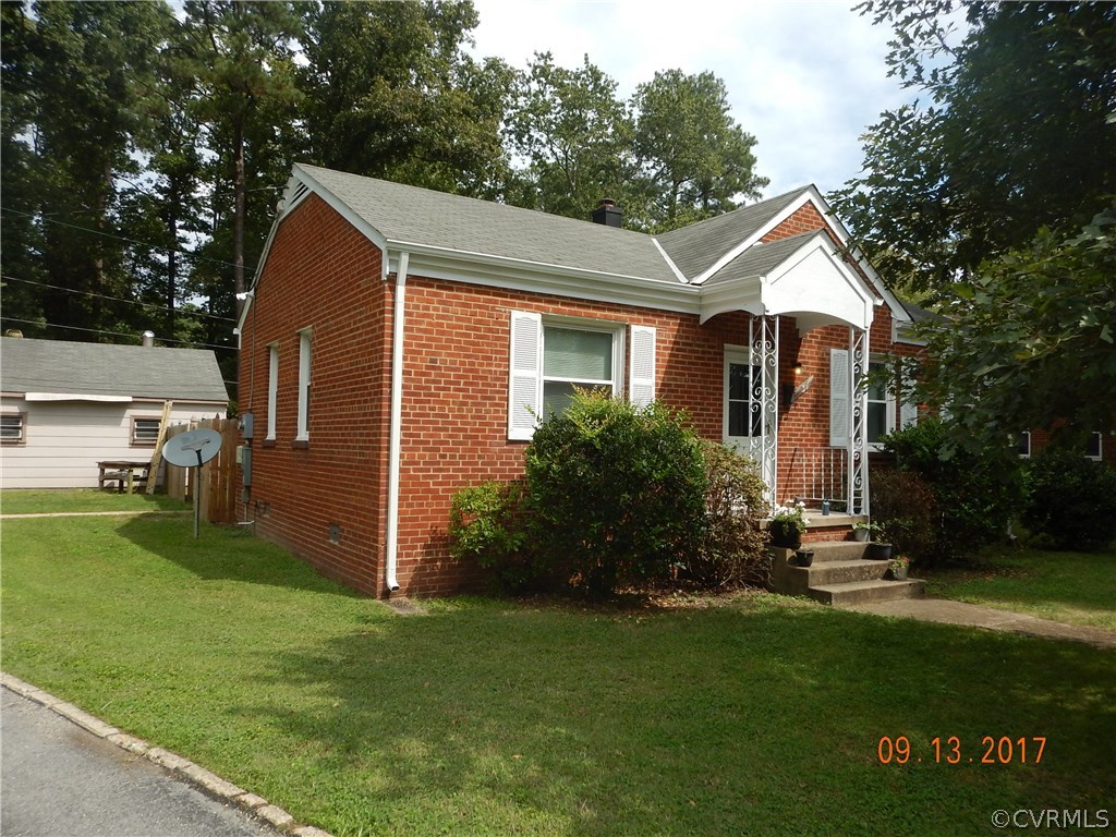 31 Medlock Road Sandston, VA 23150 - Photo 2 of 30 Gallery Image 2