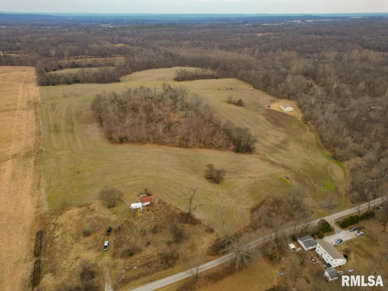 200 Weaver Lane Buncombe, IL 62912 - Photo 1 of 35