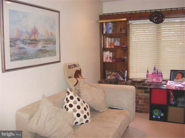 527 Covington Road Havertown, PA 19083 - Photo 11 of 19