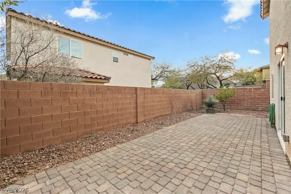 $2,150 | 8649 Abbey Dell Avenue, Las Vegas, NV 89178