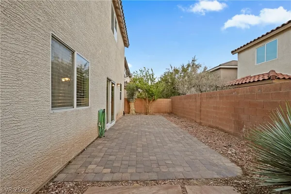 $2,150 | 8649 Abbey Dell Avenue, Las Vegas, NV 89178