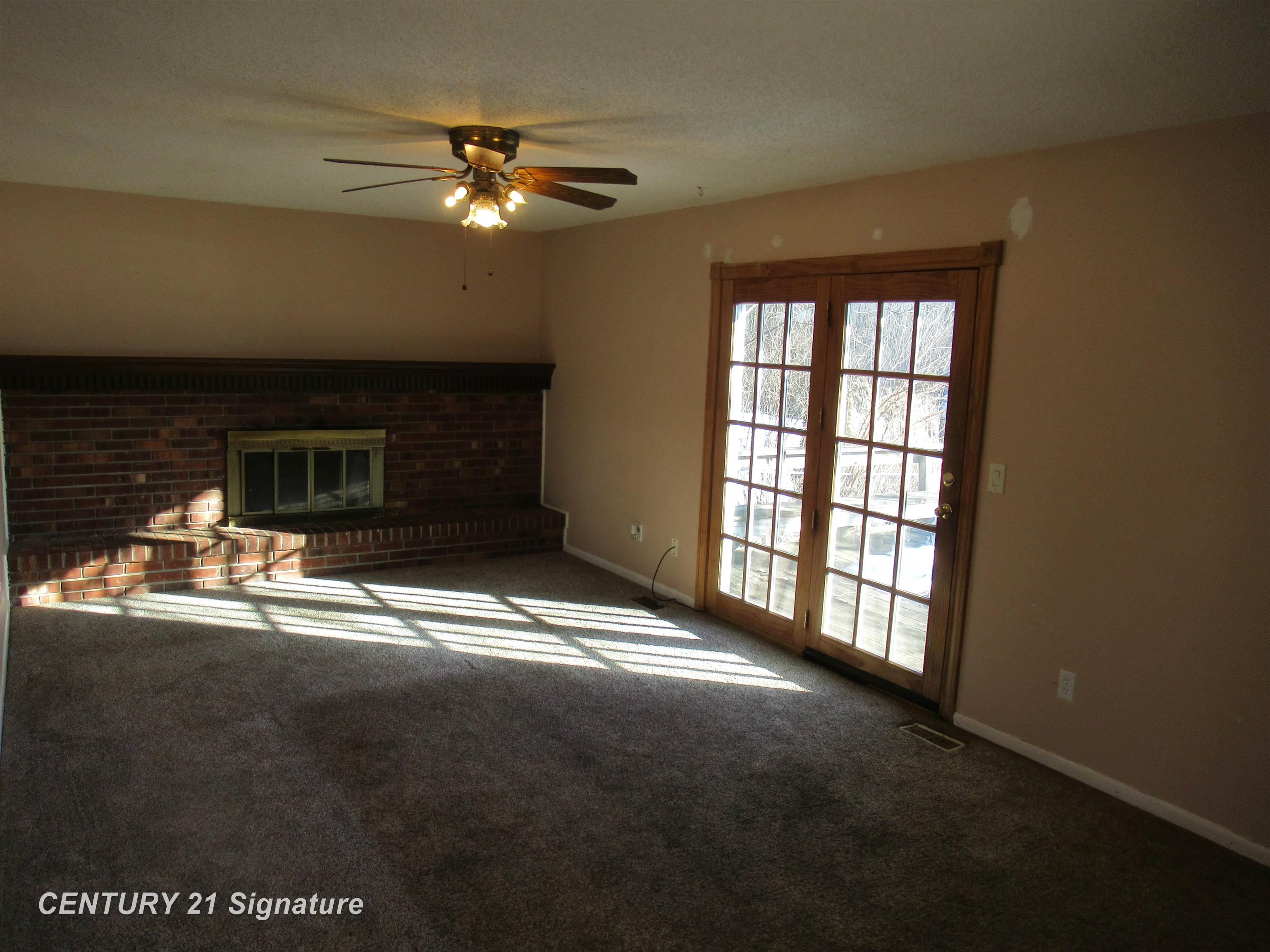 7283 Calkins Road Flint, MI 48532 - Photo 17 of 35 50166311-e75d9589-e73d-4d7d-8c7e-68c9a92314ac.JPG