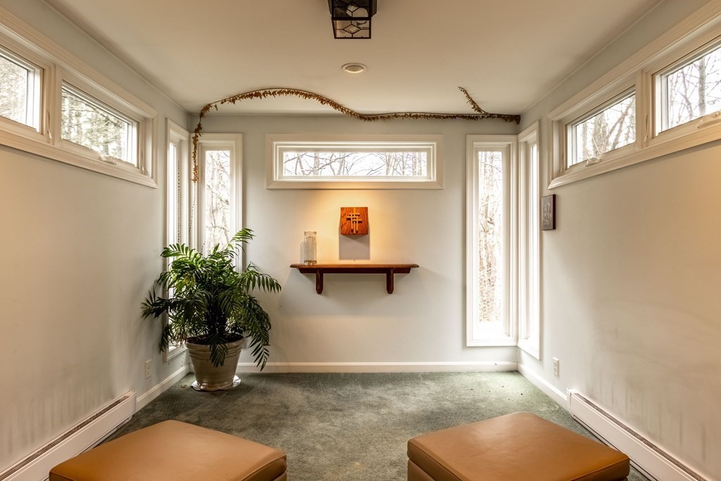 186 North Spencer Road Spencer, MA 01562 - Photo 18 of 38 Gallery Image 18