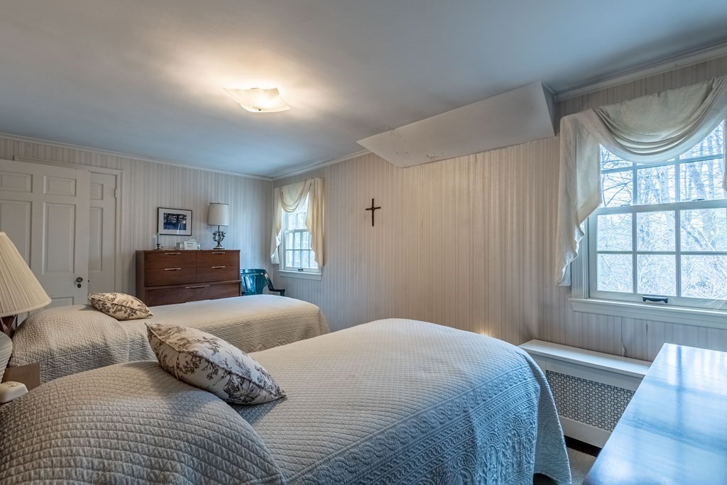 186 North Spencer Road Spencer, MA 01562 - Photo 22 of 38 Gallery Image 22